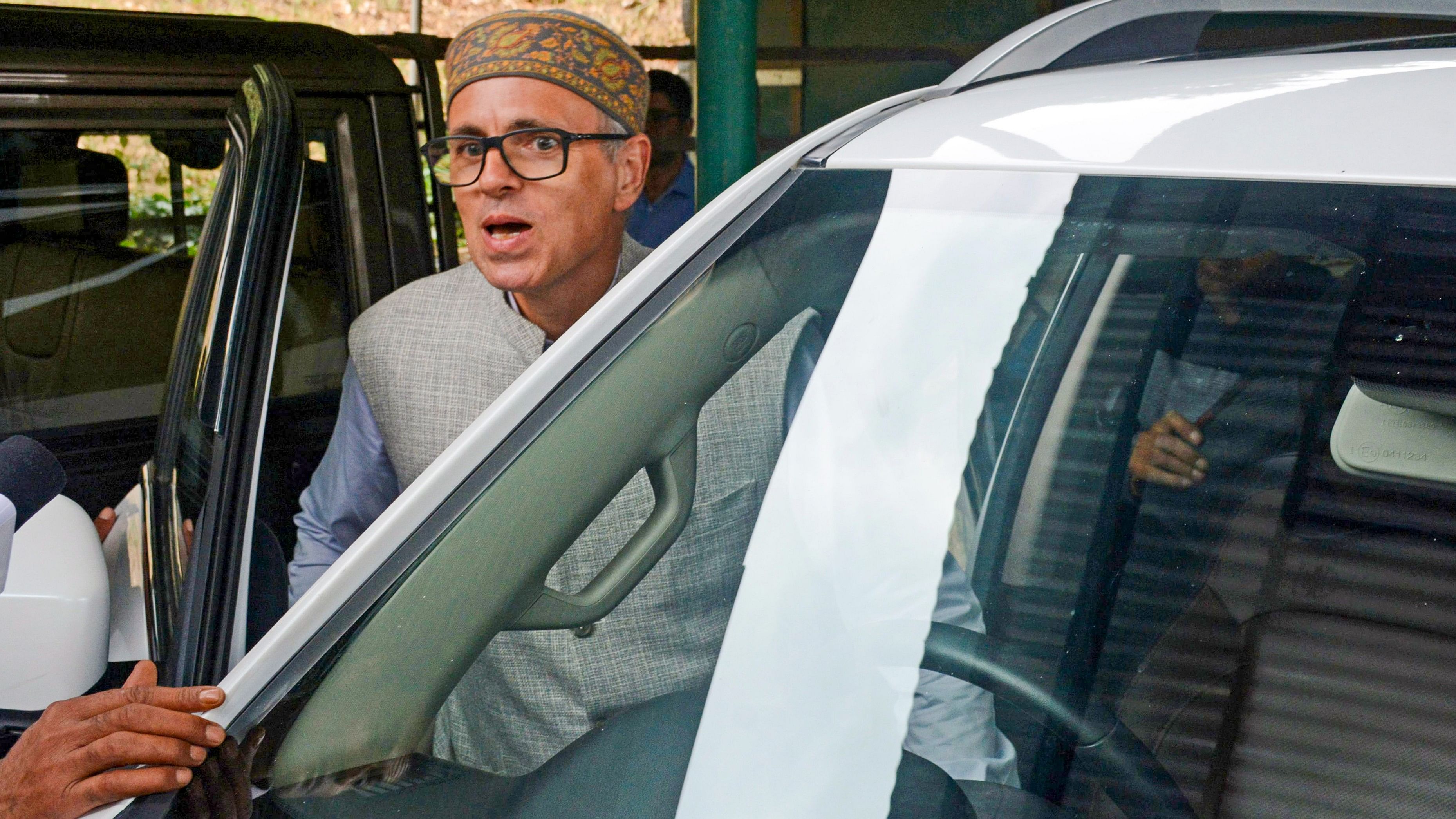 <div class="paragraphs"><p>Jammu and Kashmir National Conference Vice President Omar Abdullah leaves for Budgam to get the certificate after he won from the constituency in the Assembly elections, in Srinagar, Tuesday.</p></div>