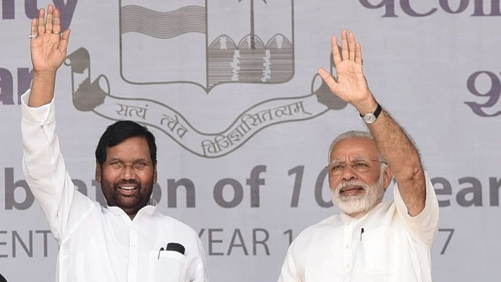 <div class="paragraphs"><p>LJP founder Ram Vilas Paswan (L) and Prime Minister Narendra Modi (R).</p></div>