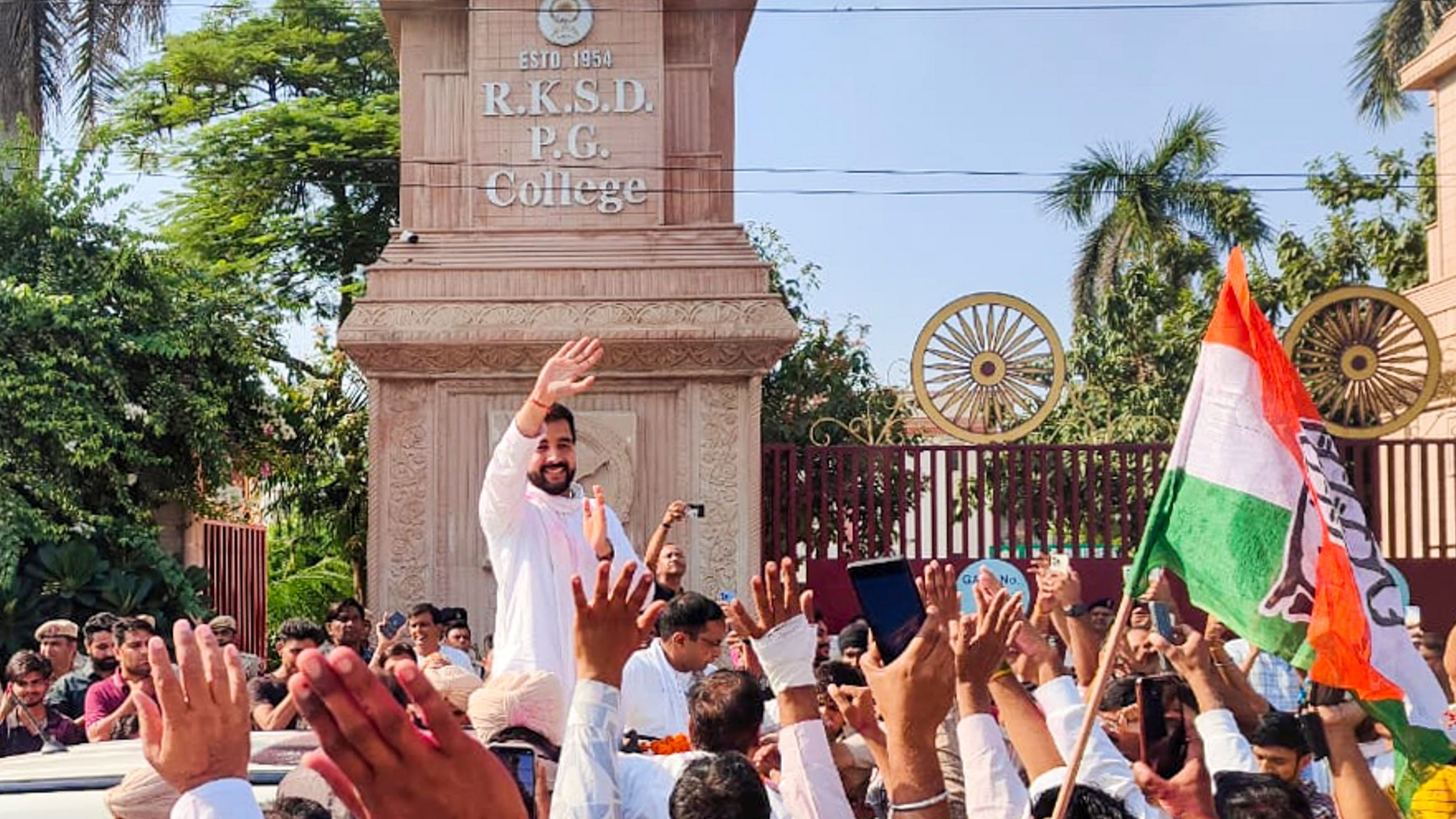 <div class="paragraphs"><p>Congress candidate Aditya Surjewala celebrates with supporters after his victory from Kaithal constituency in the Haryana Assembly elections, in Kaithal district, Tuesday, October 8, 2024. </p></div>