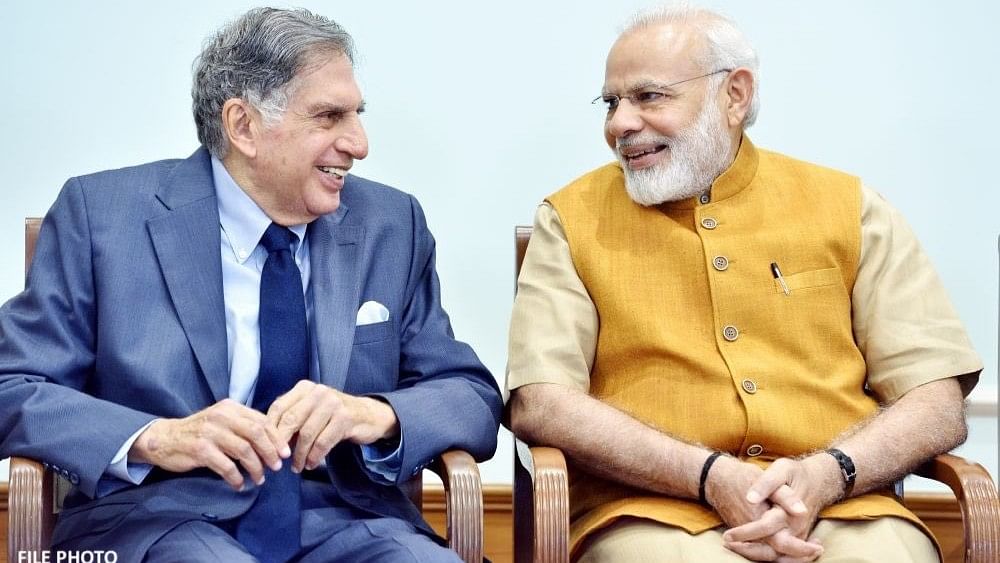 <div class="paragraphs"><p>PM Modi posted pictures of him with Ratan Tata when he was the Gujarat CM.&nbsp;</p></div>