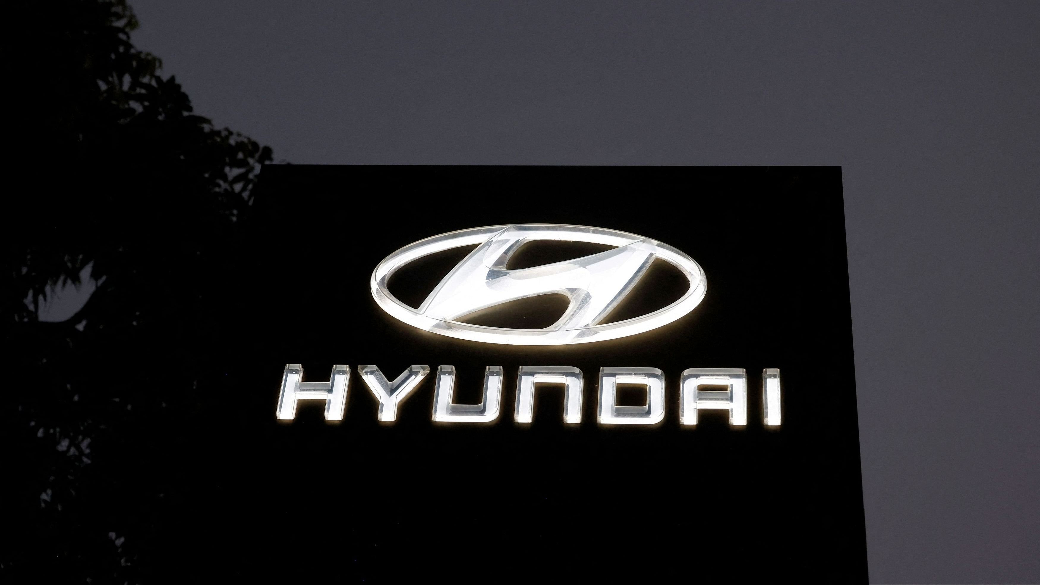 <div class="paragraphs"><p>The Logo of Hyundai Motor India Limited </p></div>