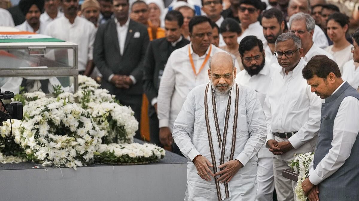 <div class="paragraphs"><p> Union Home Minister Amit Shah after paying his last respects to business leader Ratan Tata at NCPA lawns, in Mumbai, Thursday, Oct. 10, 2024. Former Tata Group Chairman Ratan Tata, 86, died at a Mumbai hospital Wednesday night. </p></div>