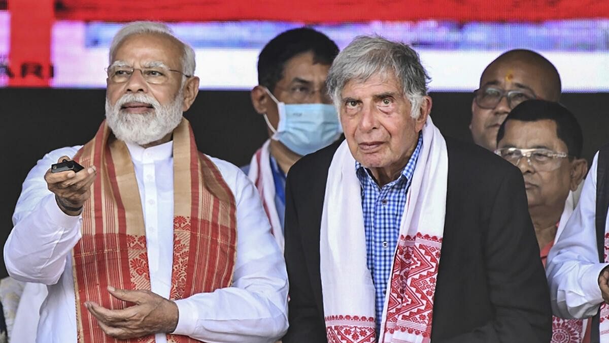 <div class="paragraphs"><p>Prime Minister Narendra Modi with eminent industrialist Ratan Naval Tata.</p></div>