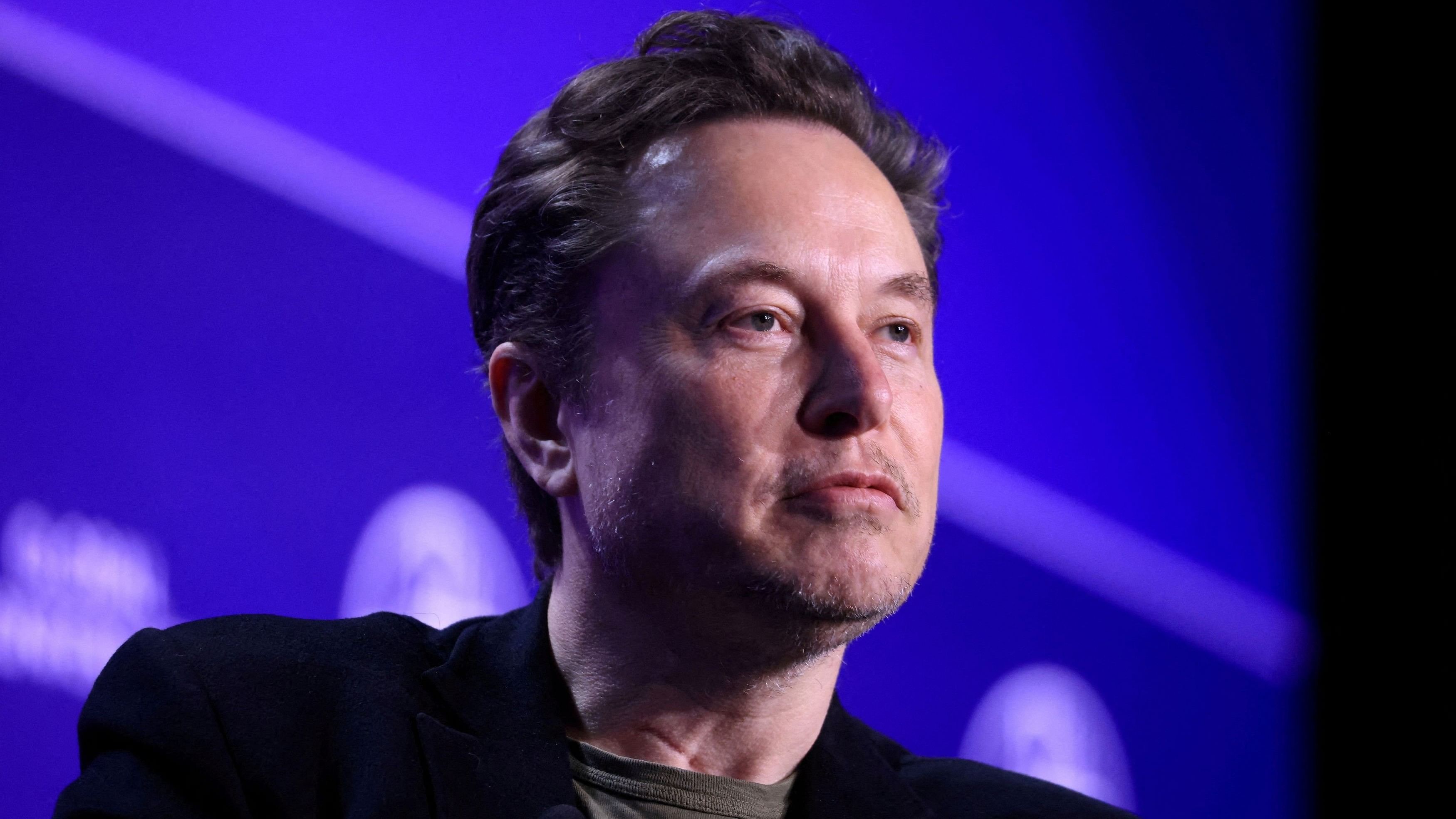 <div class="paragraphs"><p>Elon Musk.</p></div>