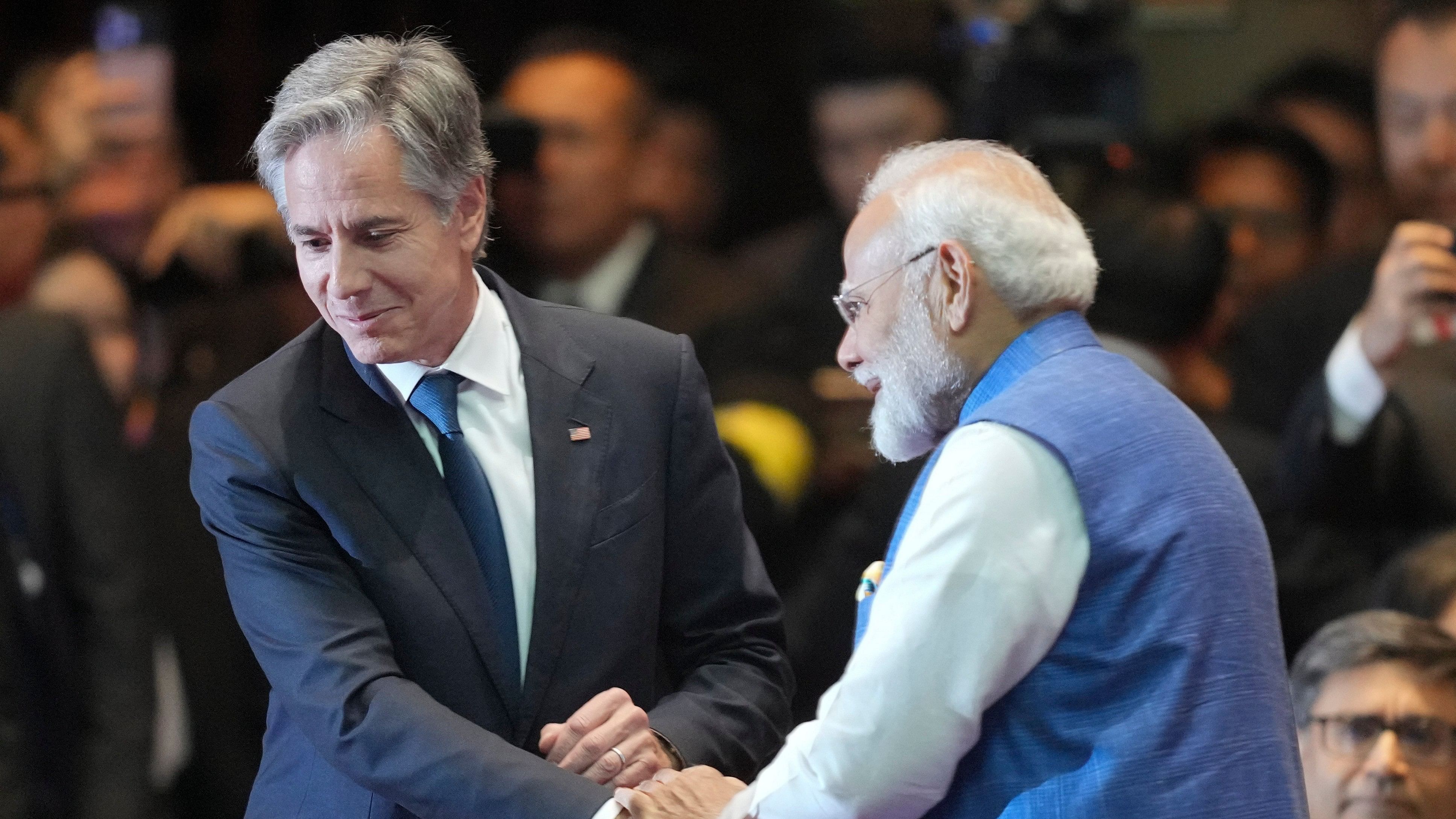 <div class="paragraphs"><p>U.S. Secretary of State Antony Blinken, left, shakes hands with Indian&nbsp;Prime Minister Narendra&nbsp;Modi during the 19th East Asia Summit in Vientiane, Laos, Friday, Oct. 11, 2024. </p></div>