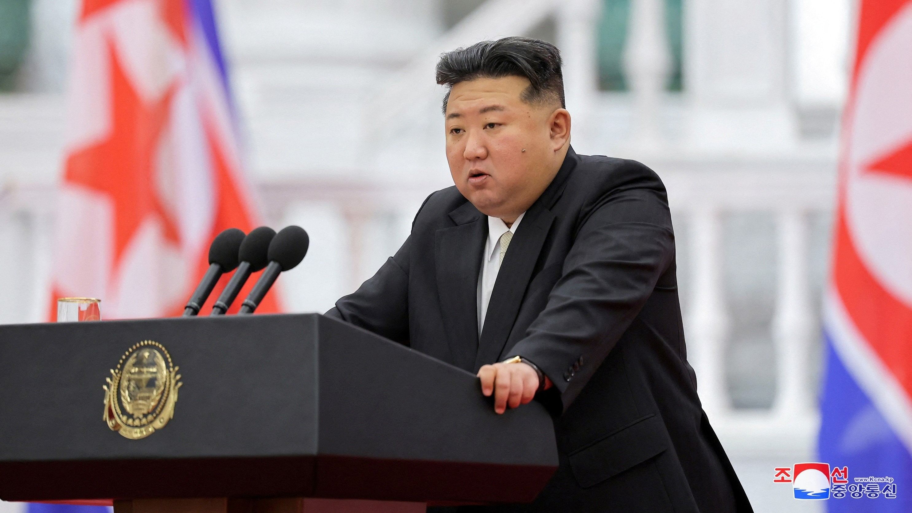 <div class="paragraphs"><p>North Korean leader Kim Jong Un</p></div>