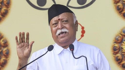 <div class="paragraphs"><p>Rashtriya Swayamsevak Sangh (RSS) chief Mohan Bhagwat speaks during a function organised on the occasion of 'Vijayadashami', in Nagpur.&nbsp;</p></div>