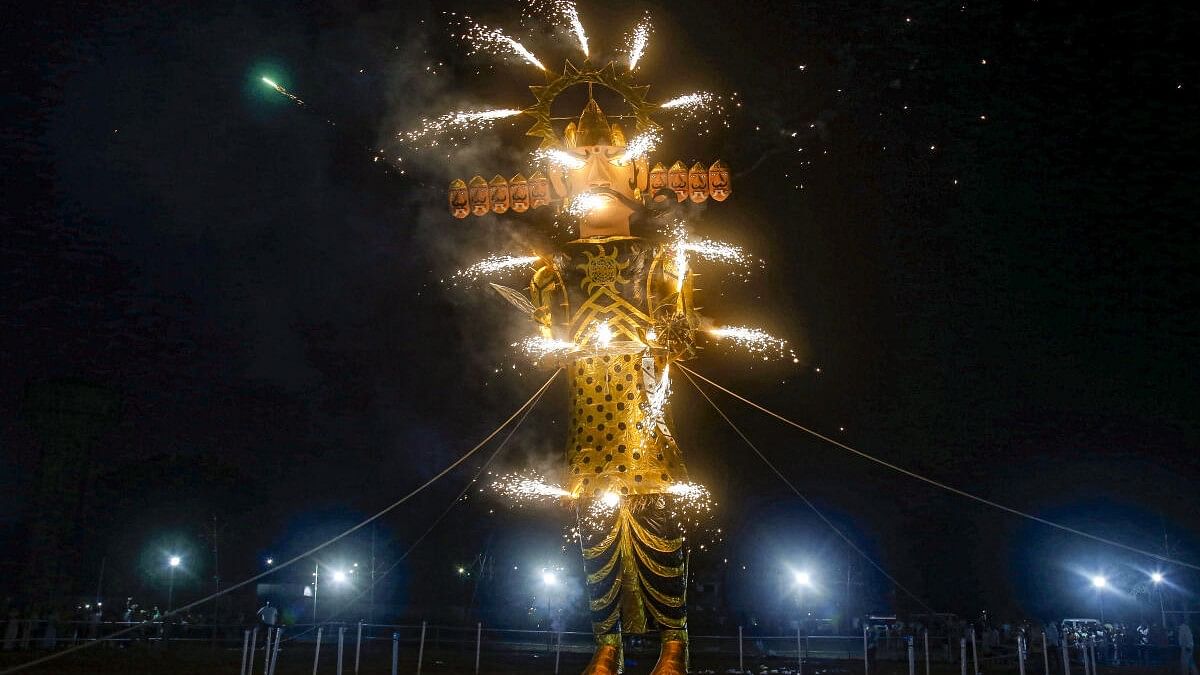 <div class="paragraphs"><p>Ravana effigy being burnt during Dussehra festival celebrations, in Ahmedabad, Saturday, Oct. 12, 2024.</p></div>