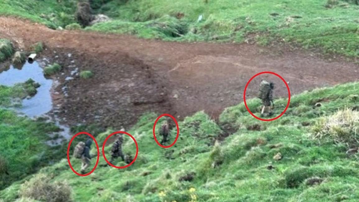 <div class="paragraphs"><p>Screengrab from a video showing Thomas Callam Phillips (R) and his three children during a sighting in New Zealand's North Island on October 3, 2024. The four had been missing since 2021.</p></div>