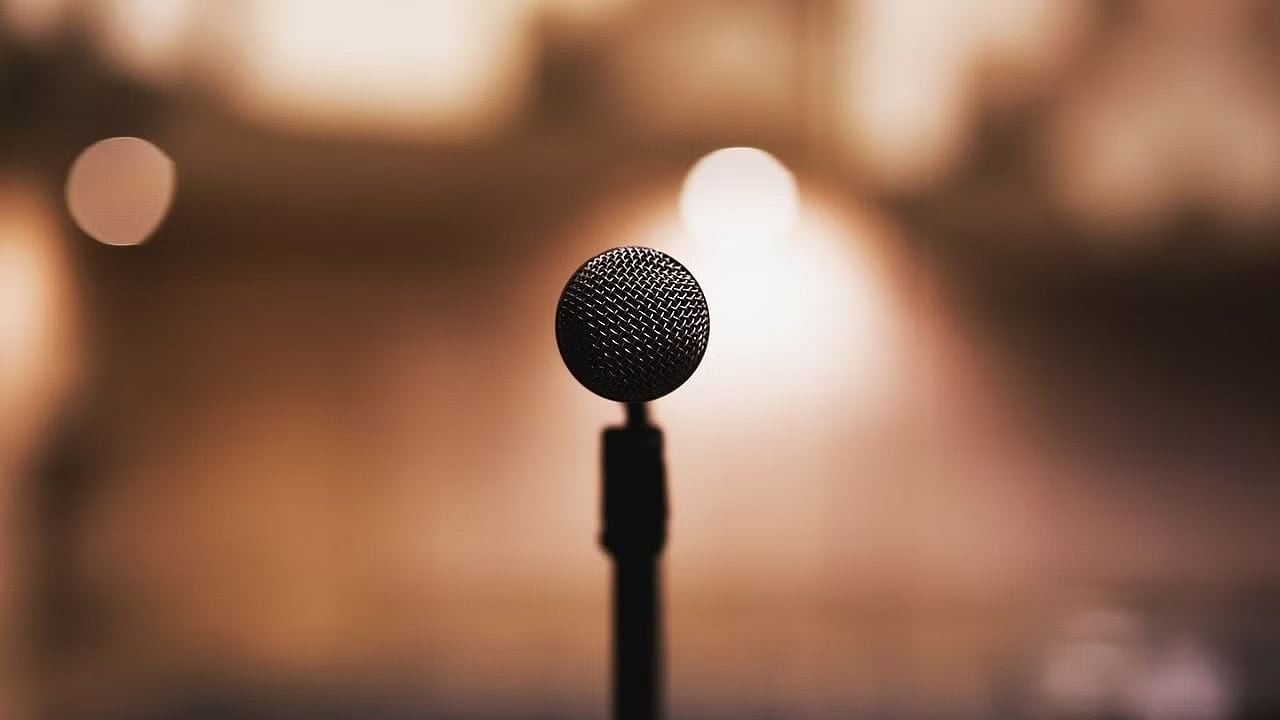 <div class="paragraphs"><p>Representative image showing a mic.</p></div>