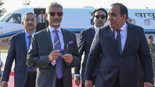 <div class="paragraphs"><p>External Affairs Minister S Jaishankar being welcomed upon his arrival in Islamabad, Pakistan, Tuesday, October 15, 2024. Jaishankar will take part in SCO Council of Heads of Government Meeting. </p></div>