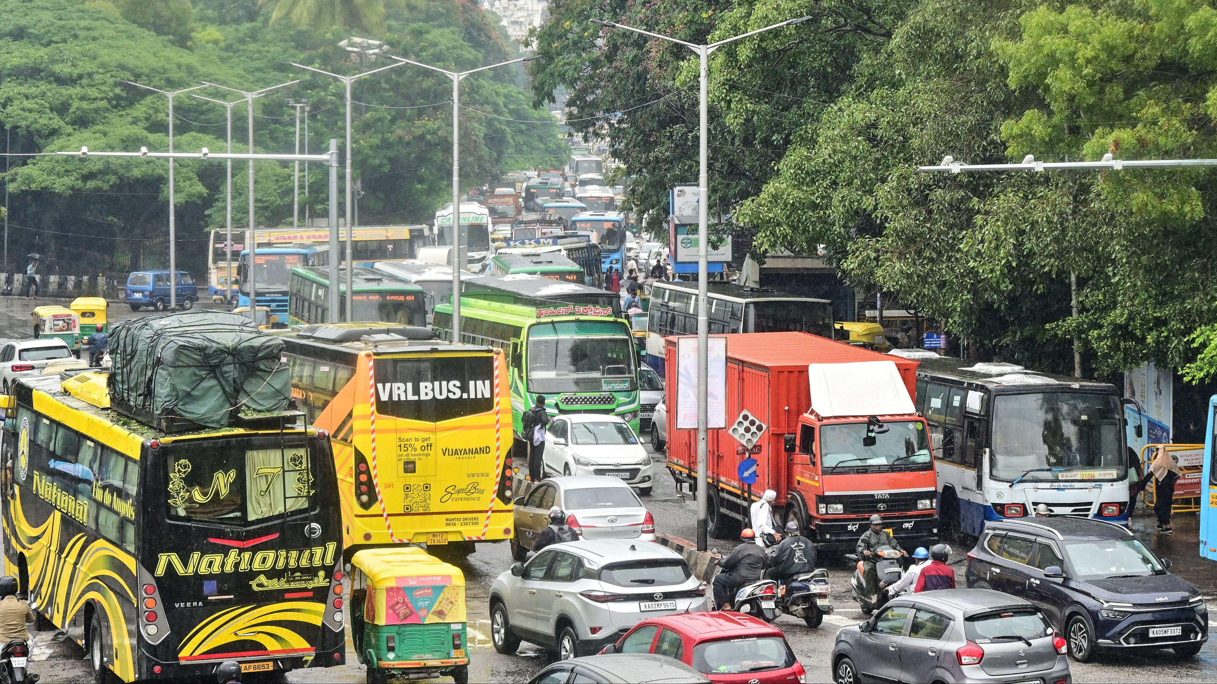 <div class="paragraphs"><p>Commuters stuck in traffic on SJP Road on Tuesday.&nbsp;</p></div>