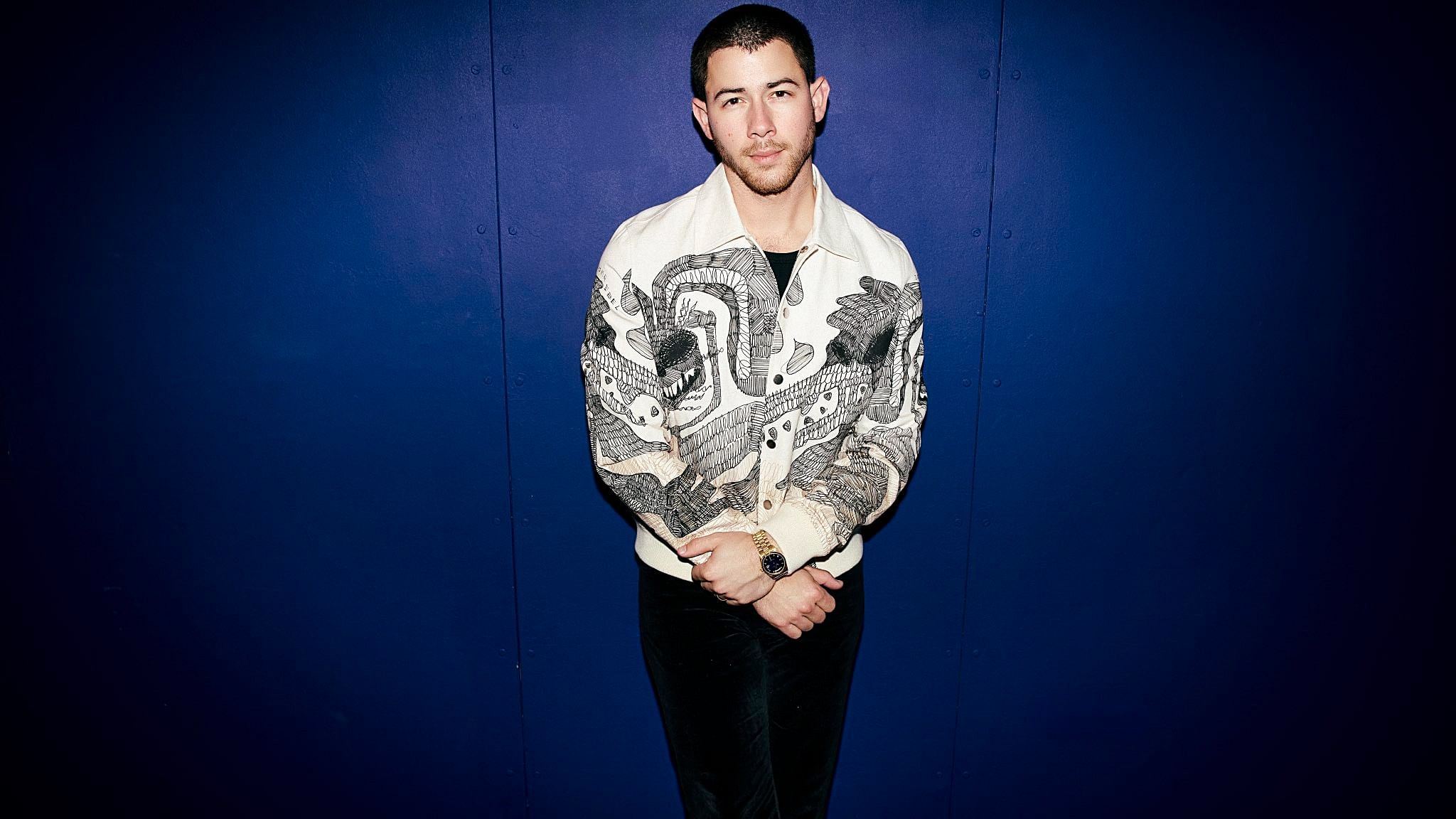 <div class="paragraphs"><p>Nick Jonas</p></div>