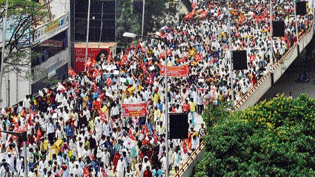 <div class="paragraphs"><p>A protest march by the Karnataka Prantha Raitha Sangha. Representative image.</p></div>