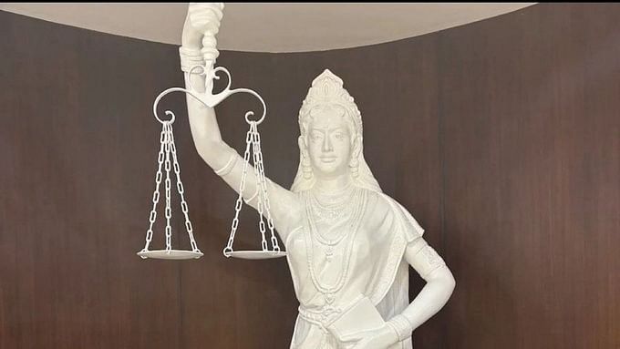 <div class="paragraphs"><p>New statue of Lady Justice.</p></div>