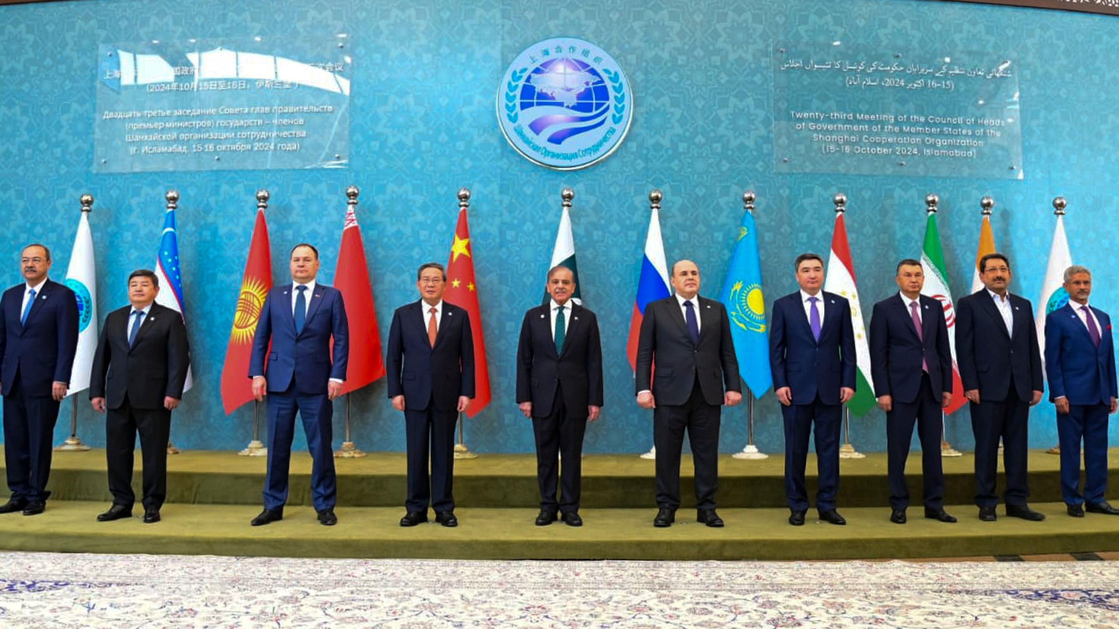 <div class="paragraphs"><p>External Affairs Minister S Jaishankar with Pakistan Prime Minister Shehbaz Sharif and other leaders during the 23rd meeting of the SCO Council of Heads of Government, in Islamabad, Pakistan.</p></div>