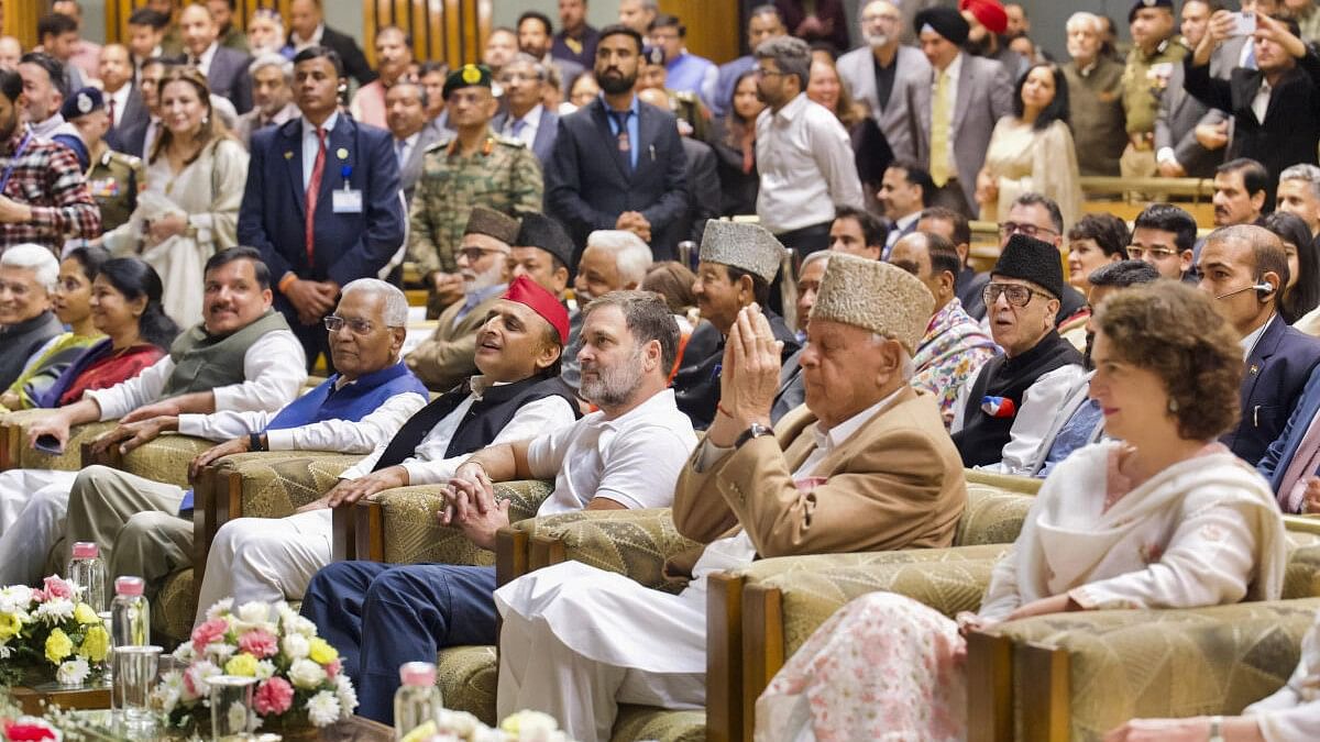 <div class="paragraphs"><p>I.N.D.I.A. leaders at the oath-taking ceremony of Jammu and Kashmir Chief Minister-elect Omar Abdullah, in Srinagar.</p></div>