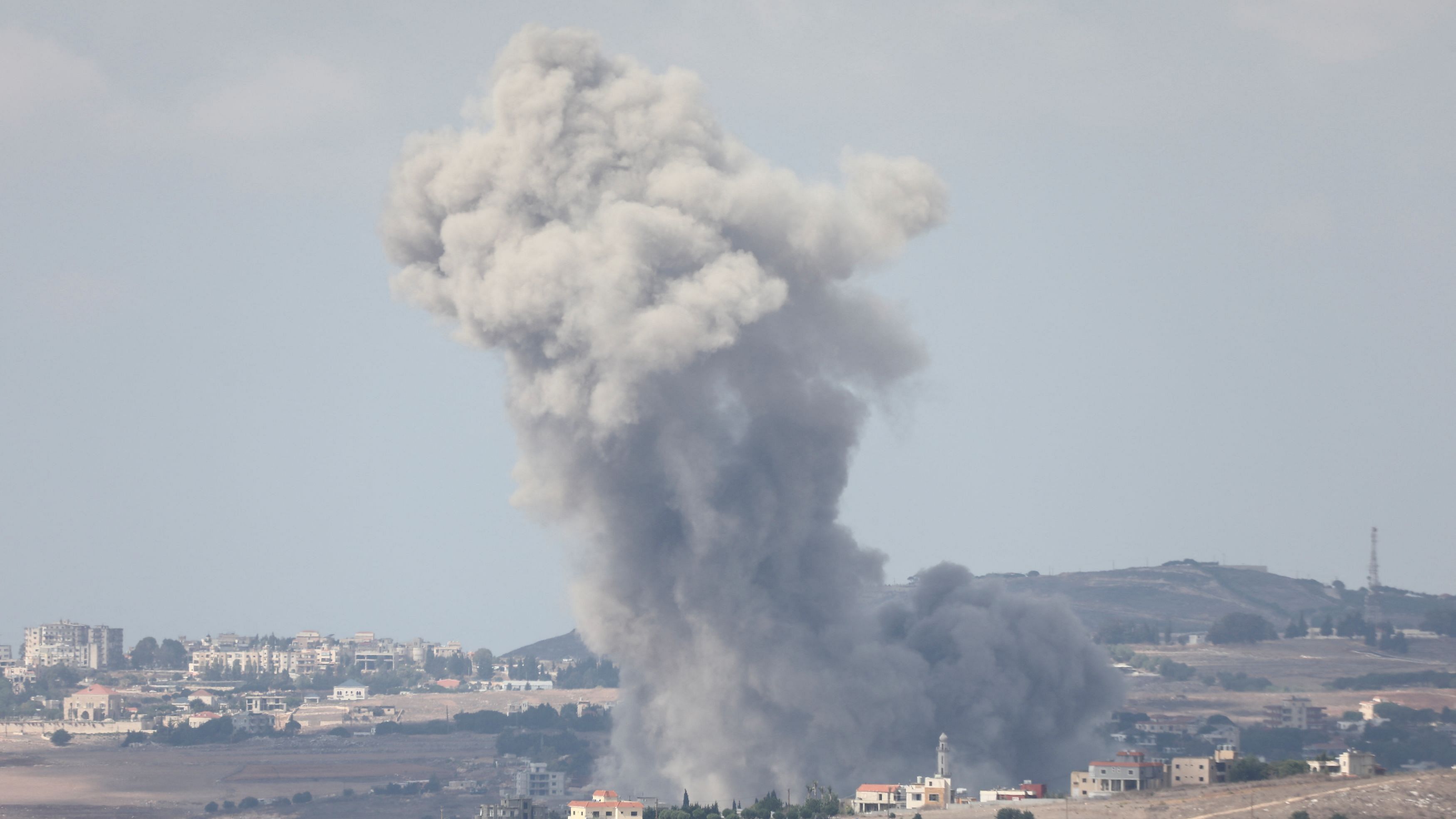 <div class="paragraphs"><p>Smoke billows in Nabatieh, amid ongoing hostilities between Hezbollah and Israeli forces.</p></div>