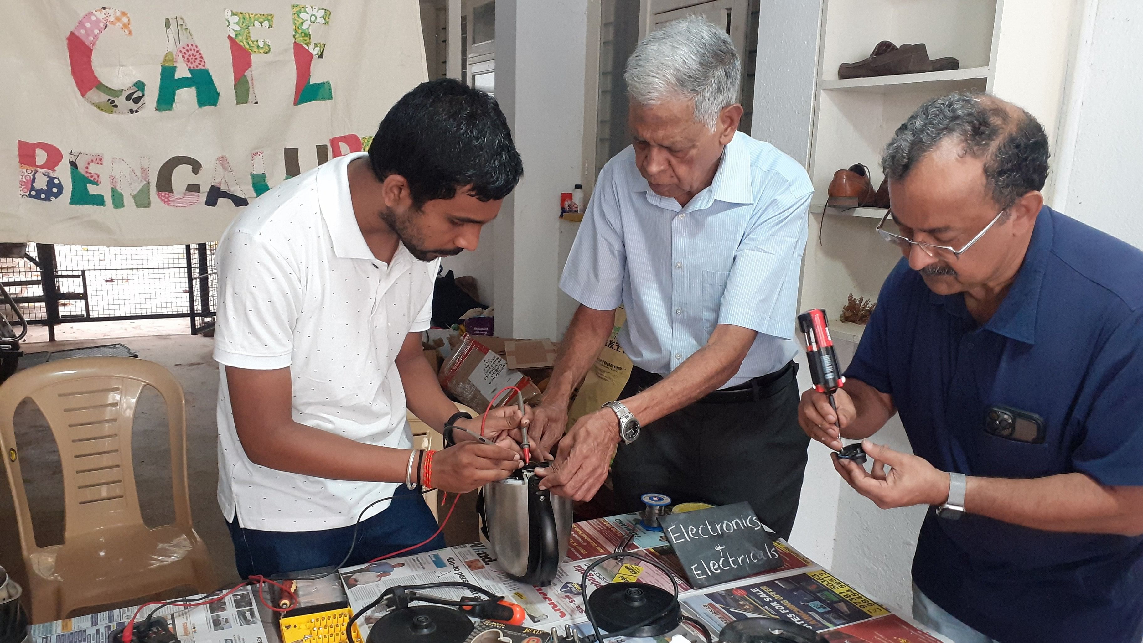 <div class="paragraphs"><p>An electrical training workshop by Repair Cafe Bengaluru in Indiranagar.</p></div>