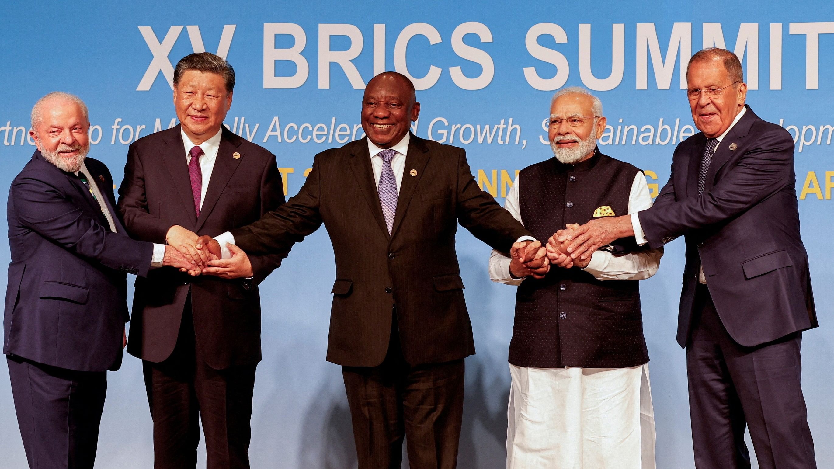 <div class="paragraphs"><p>President of Brazil Luiz Inacio Lula da Silva, President of China Xi Jinping, South African President Cyril Ramaphosa, Prime Minister of India Narendra Modi and Russia's Foreign Minister Sergei Lavrov pose for a BRICS family photo during the 2023 BRICS Summit at the Sandton Convention Centre in Johannesburg, South Africa, on August 23, 2023.</p></div>