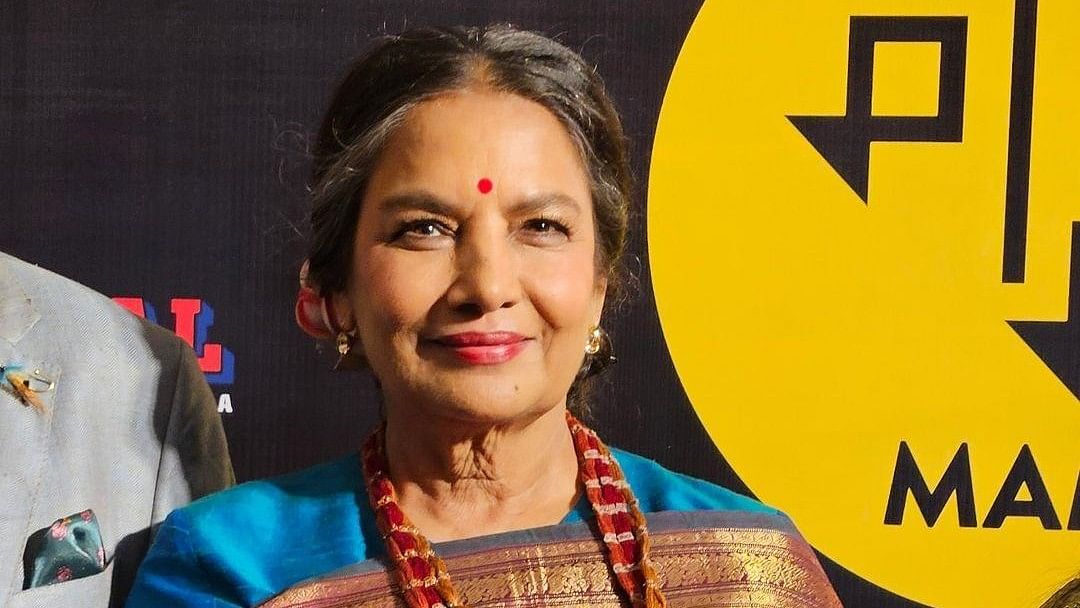 <div class="paragraphs"><p>Shabana Azmi was honoured with the Excellence in Cinema Award.</p></div>