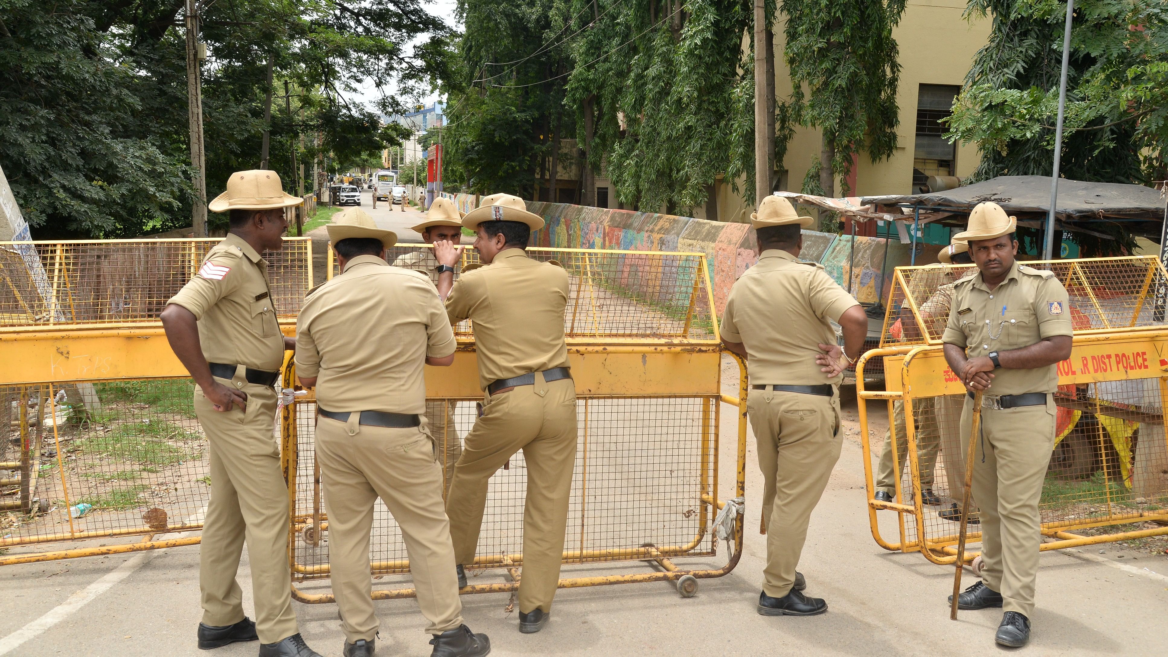 <div class="paragraphs"><p>Image showing Bengaluru police personnel. For representational purposes.</p></div>