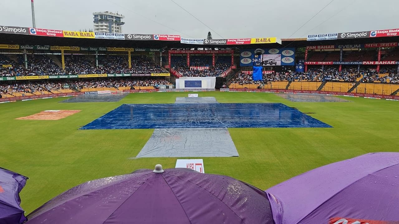 <div class="paragraphs"><p>The covered pitch of the M Chinnaswamy stadium.</p></div>