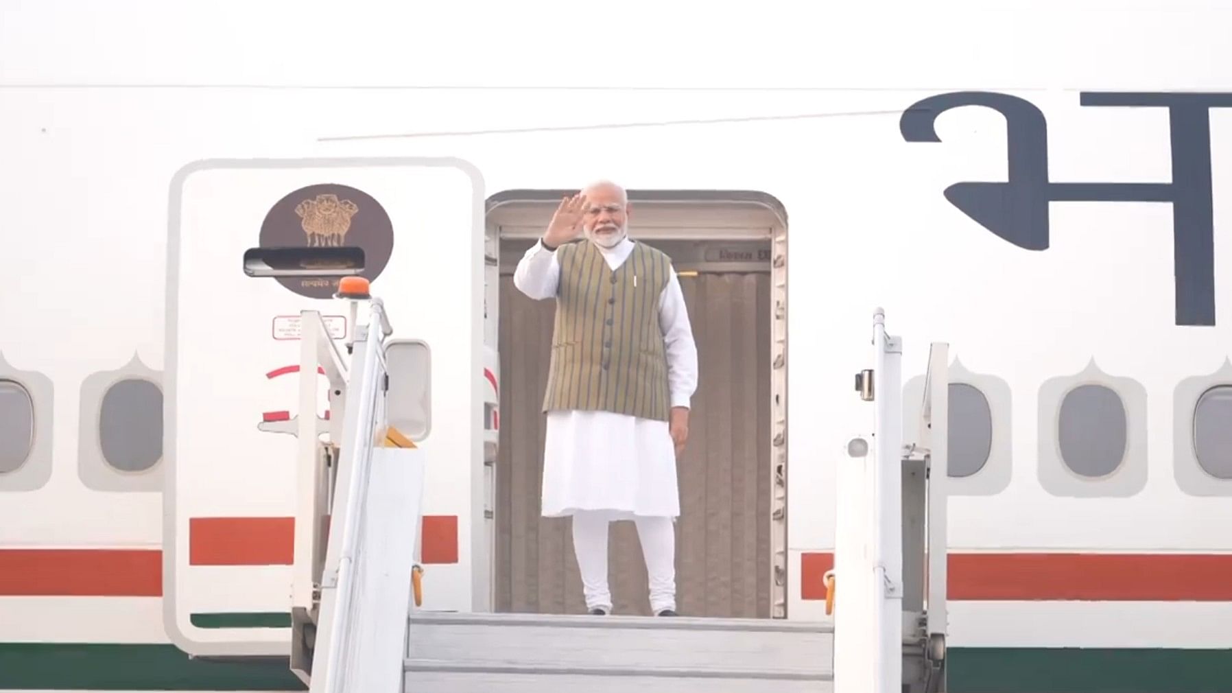 <div class="paragraphs"><p>Prime Minister Narendra Modi emplanes the Air India One on his way to Kazan, Russia.</p></div>