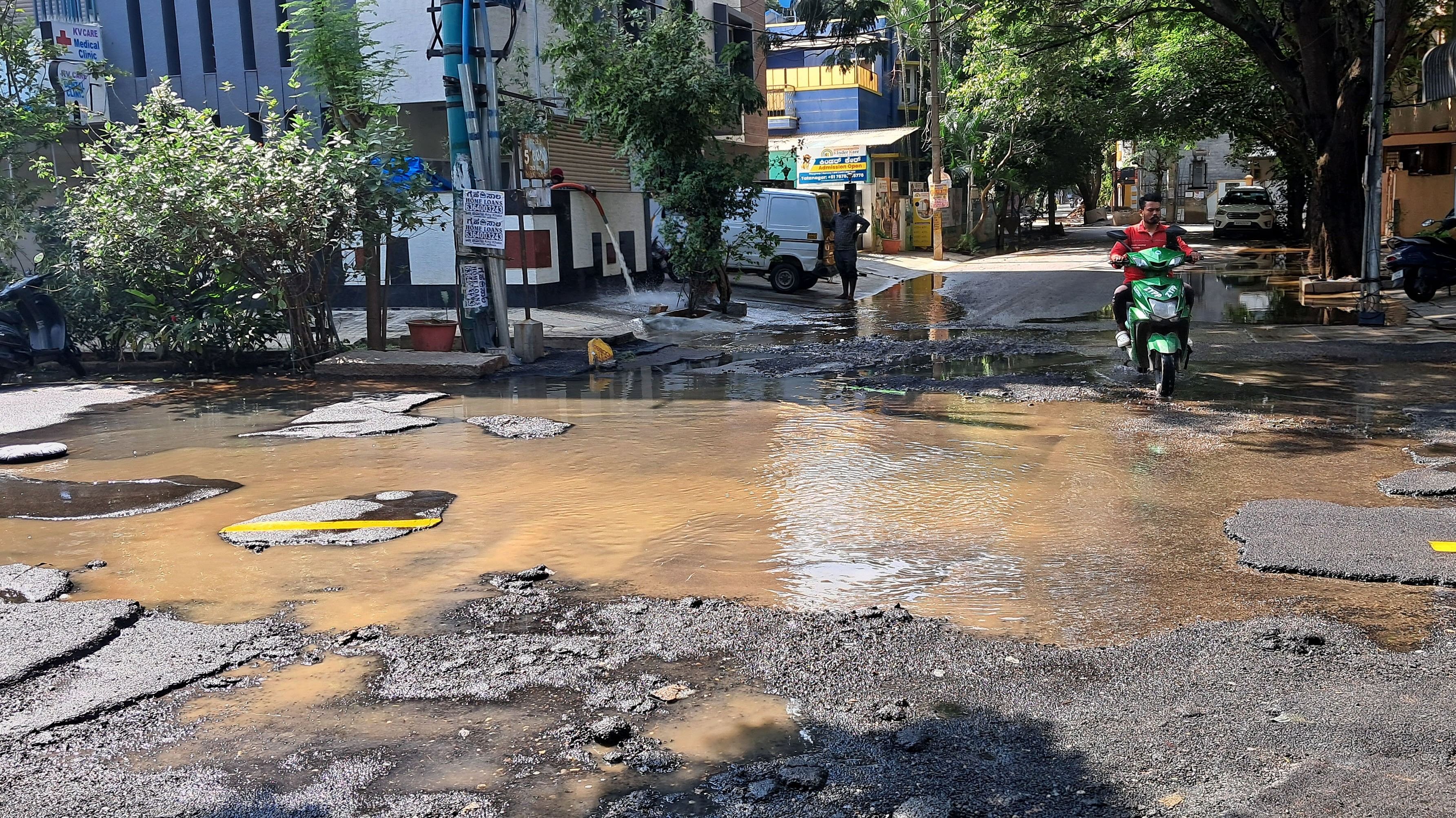 <div class="paragraphs"><p>In Tata Nagar, rains subsided on Tuesday night. By Wednesday, residents were clearing stagnant water and silt from homes and shops. </p></div>