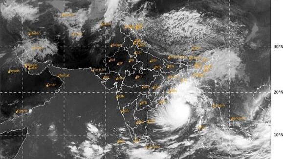 <div class="paragraphs"><p>Satellite image taken between 12:15 pm to 12:42 pm IST on Wednesday, Oct. 23, 2024 shows the location of Cyclone 'Dana'.</p></div>