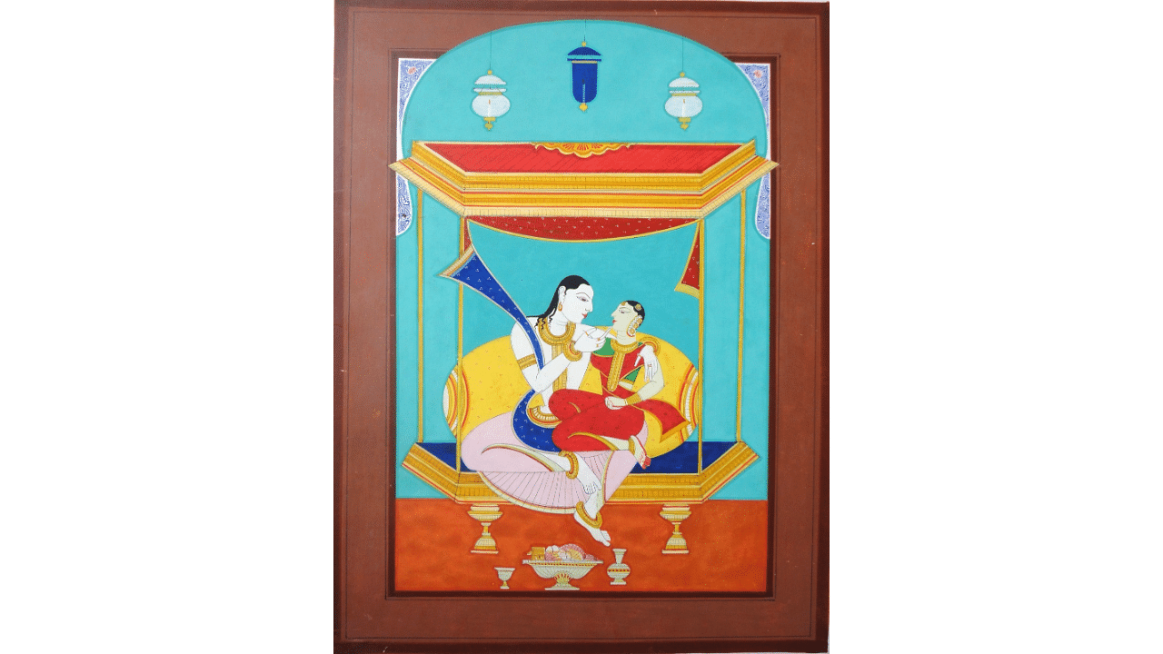 <div class="paragraphs"><p>Miniature paintings by artists Vijay Hagaragundgi and Rehaman Patel</p></div>