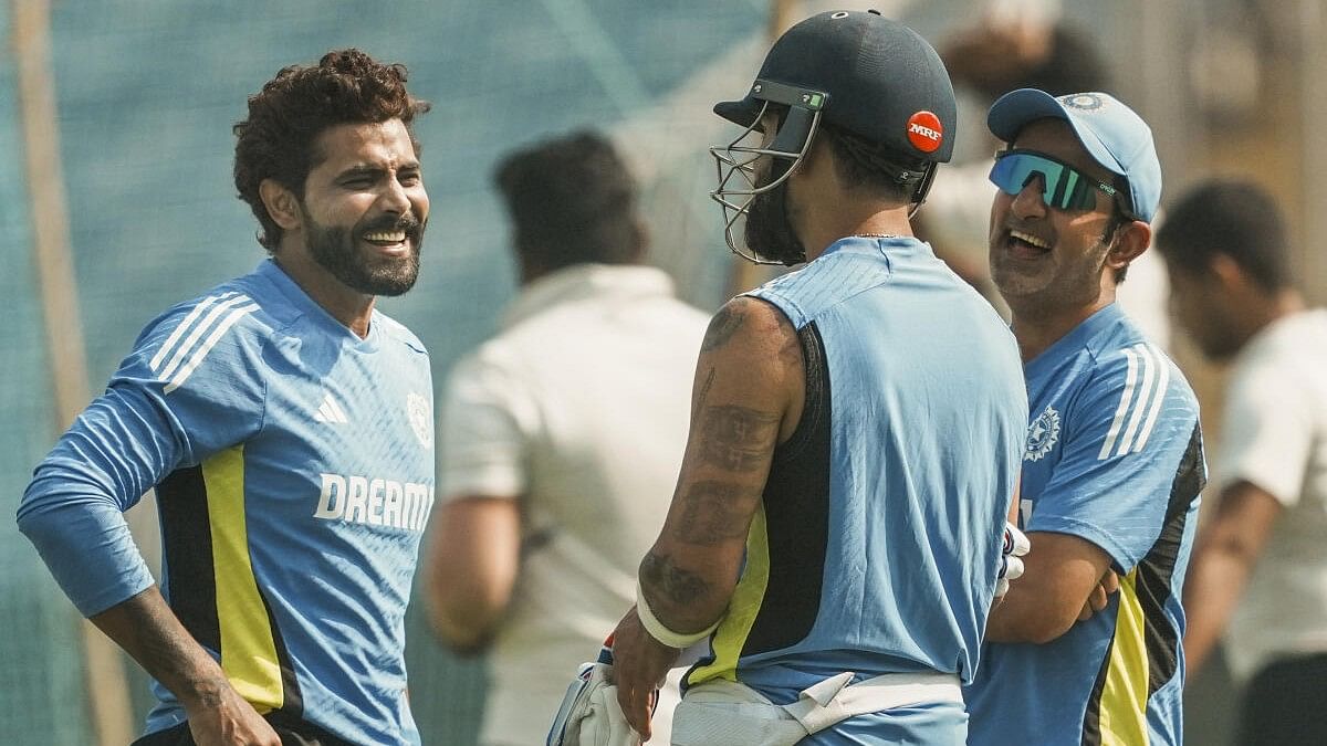 <div class="paragraphs"><p>Ravindra Jadeja, Virat Kohli and coach Gautam Gambhir share a lighter moment during a training session ahead of the second Test in Pune.</p></div>