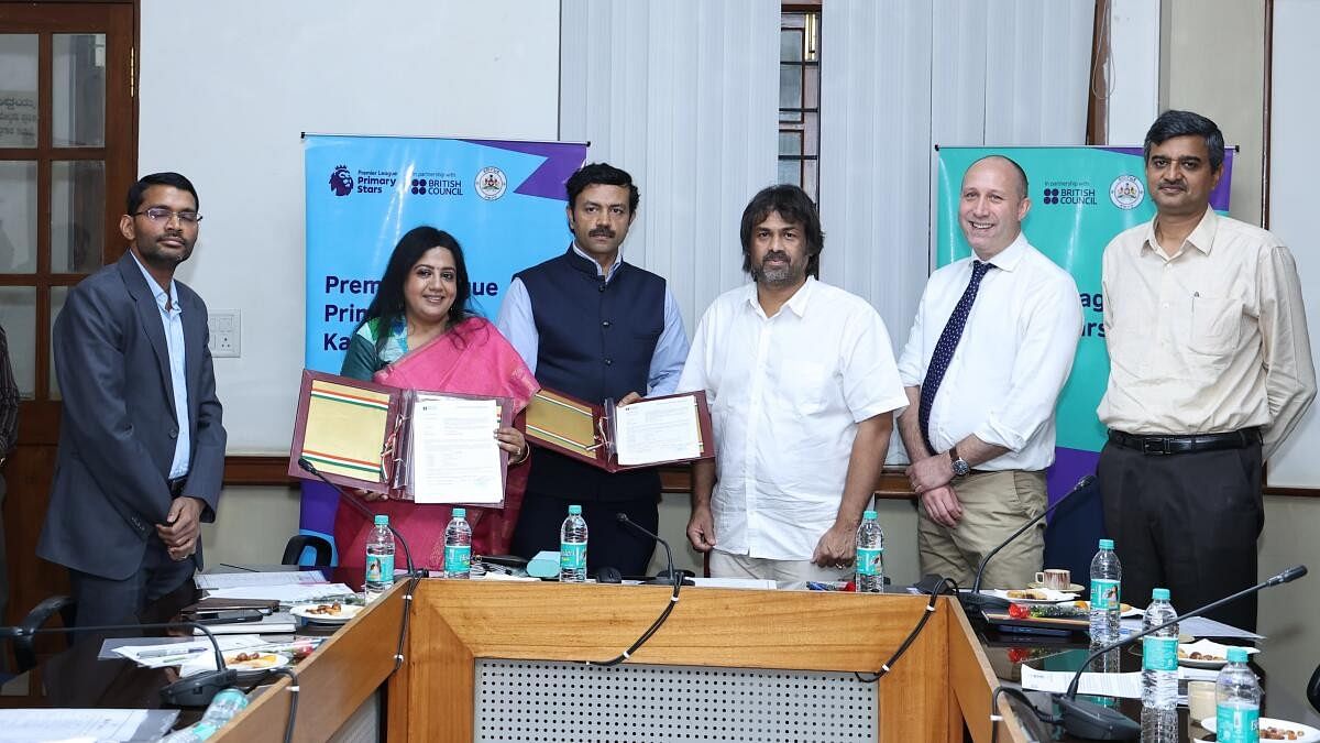 <div class="paragraphs"><p>Madhu Bangarappa with other officials during the signing ceremony in Bengaluru.&nbsp;</p></div>