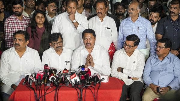 <div class="paragraphs"><p>NCP (SP) Maharashtra President Jayant Patil, Shiv Sena (UBT) MP Sanjay Raut, Maharashtra Congress President Nana Patole with Congress leaders Balasaheb Thorat and Vijay Wadettiwar and others during a joint press conference of Maha Vikas Aghadi.</p></div>