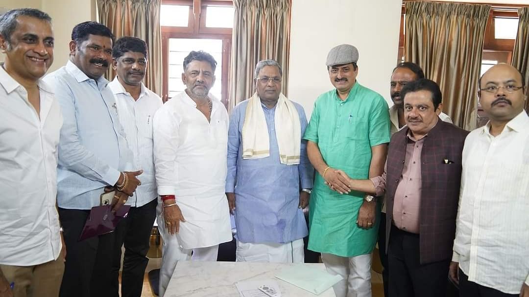 <div class="paragraphs"><p>Yogeeshwara on Wednesday quit BJP and joined the Congress, hours before the party fielded him as its candidate from the high profile Channapatna segment.</p></div>