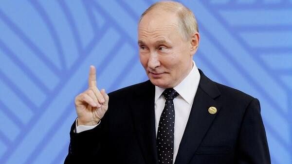 <div class="paragraphs"><p>Vladimir Putin</p></div>