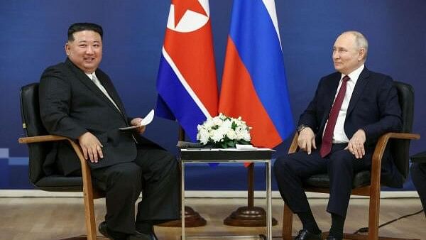 <div class="paragraphs"><p>Russia's President Putin and North Korea's leader Kim.</p></div>