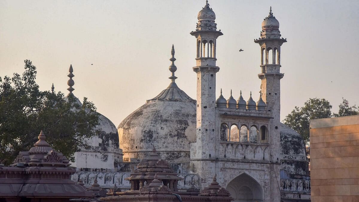 <div class="paragraphs"><p>The Gyanvapi Mosque as seen from the Kashi Vishwanath Temple in Varanasi</p></div>