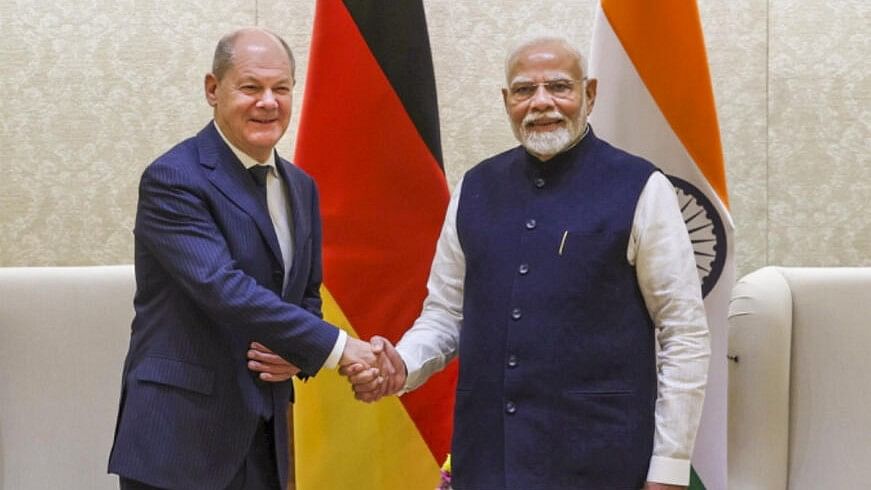 <div class="paragraphs"><p> Prime Minister Narendra Modi shakes hands with German Chancellor Olaf Scholz during a meeting at his residence, in New Delhi, Friday, Oct. 25, 2024.</p></div>