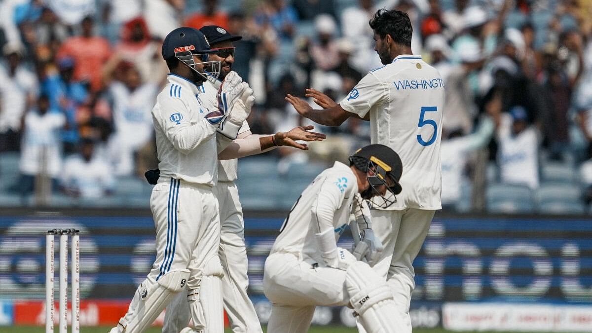 <div class="paragraphs"><p>IND vs NZ: 2nd test match-Day 2</p></div>