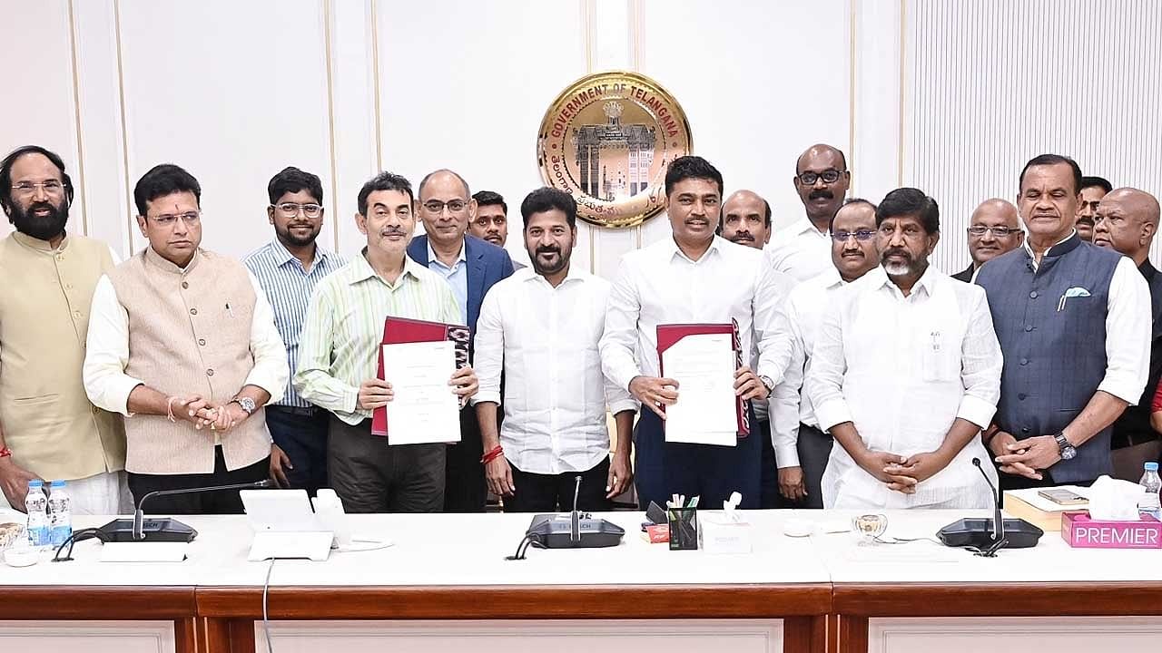 <div class="paragraphs"><p>A team of representatives of MEIL led by its MD Krishna Reddy met with Chief Minister A Revanth Reddy at the Secretariat on Saturday.</p></div>