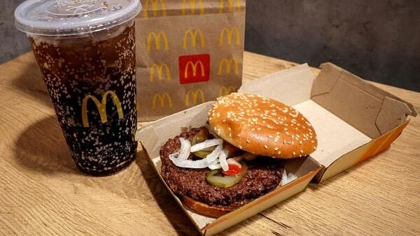 <div class="paragraphs"><p>A McDonald's Quarter Pounder hamburger and coke, are seen in an illustration picture taken in New York City.</p></div>