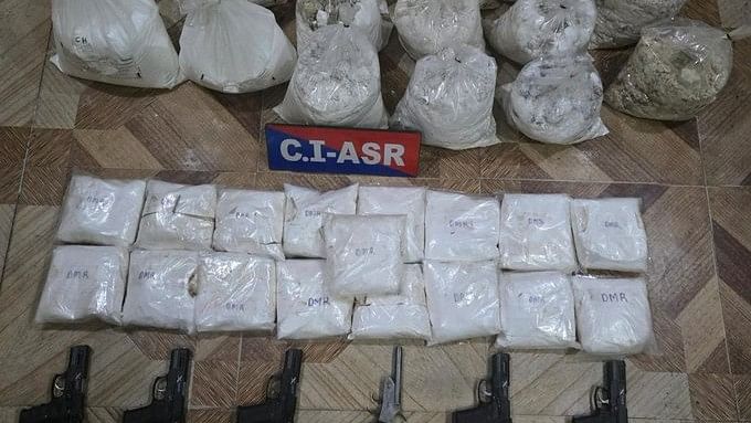 <div class="paragraphs"><p>Cross-border smuggling racket unearthed in Punjab, 105 kg heroin recovered.&nbsp;</p></div>