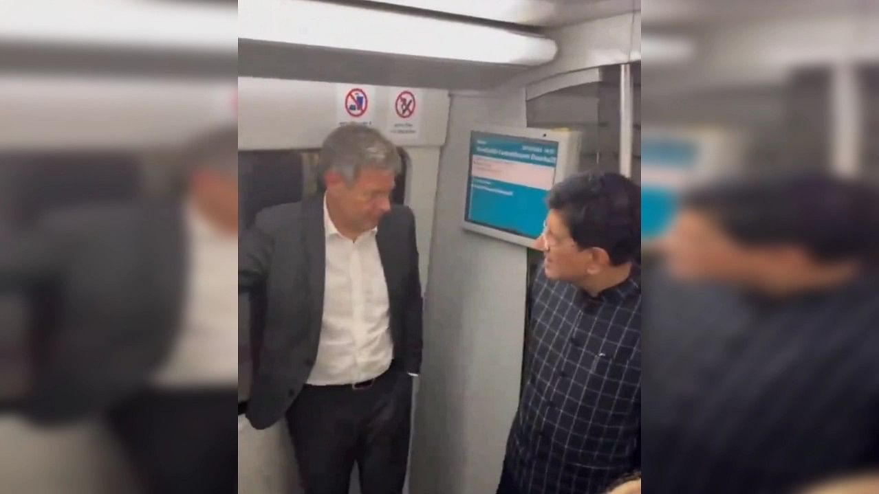 <div class="paragraphs"><p>Screengrab of&nbsp;Piyush Goyal's metro ride with&nbsp;German Vice Chancellor Robert Habeck.</p></div>