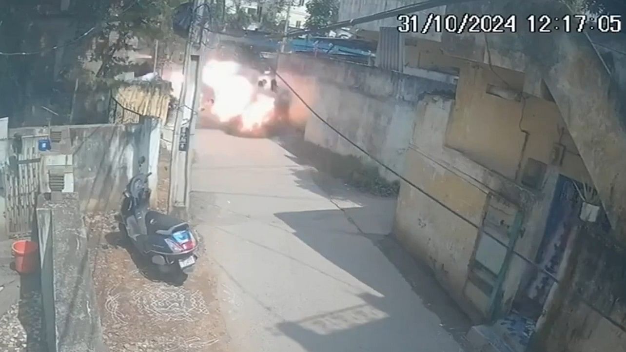 <div class="paragraphs"><p>A CCTV footage of the explosion in Andhra.</p></div>