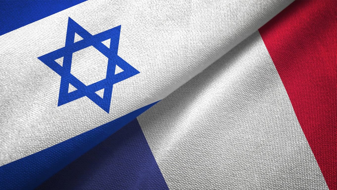 <div class="paragraphs"><p>Flags of Israel and France.</p></div>