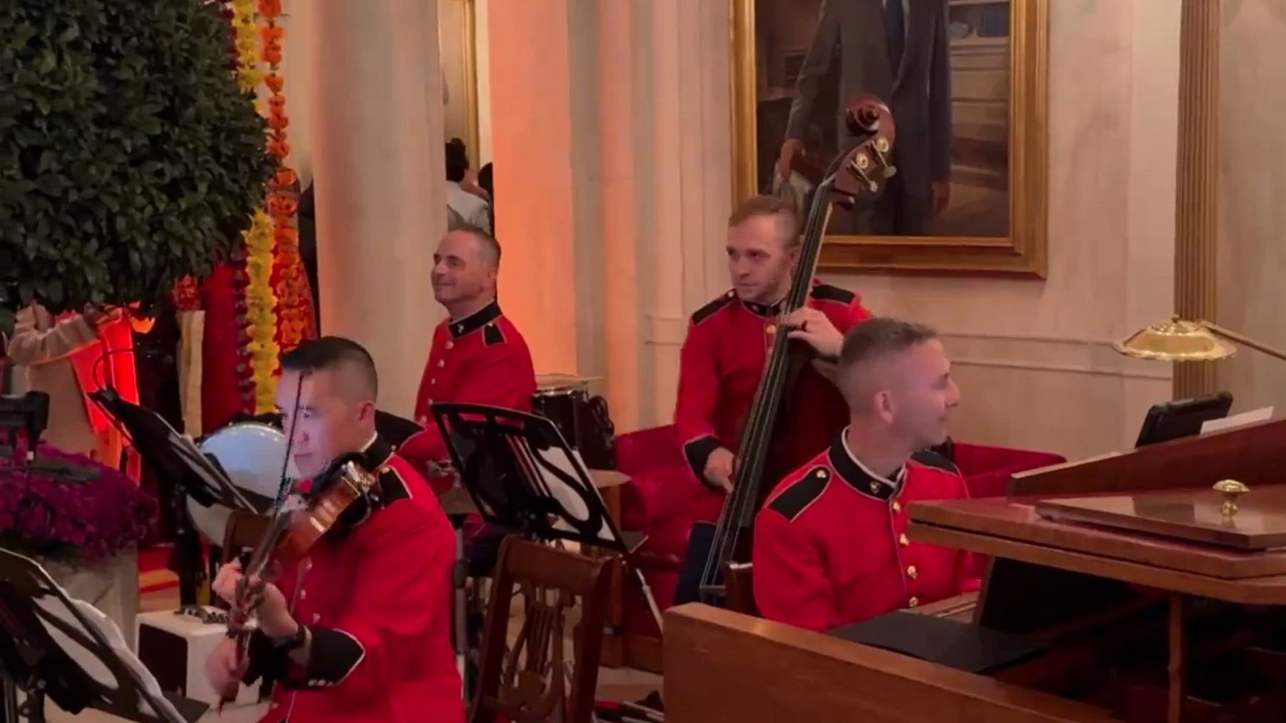 <div class="paragraphs"><p>Screengrab of video showing White House military band playing 'Om Jai Jagdeesh Hare'</p></div>