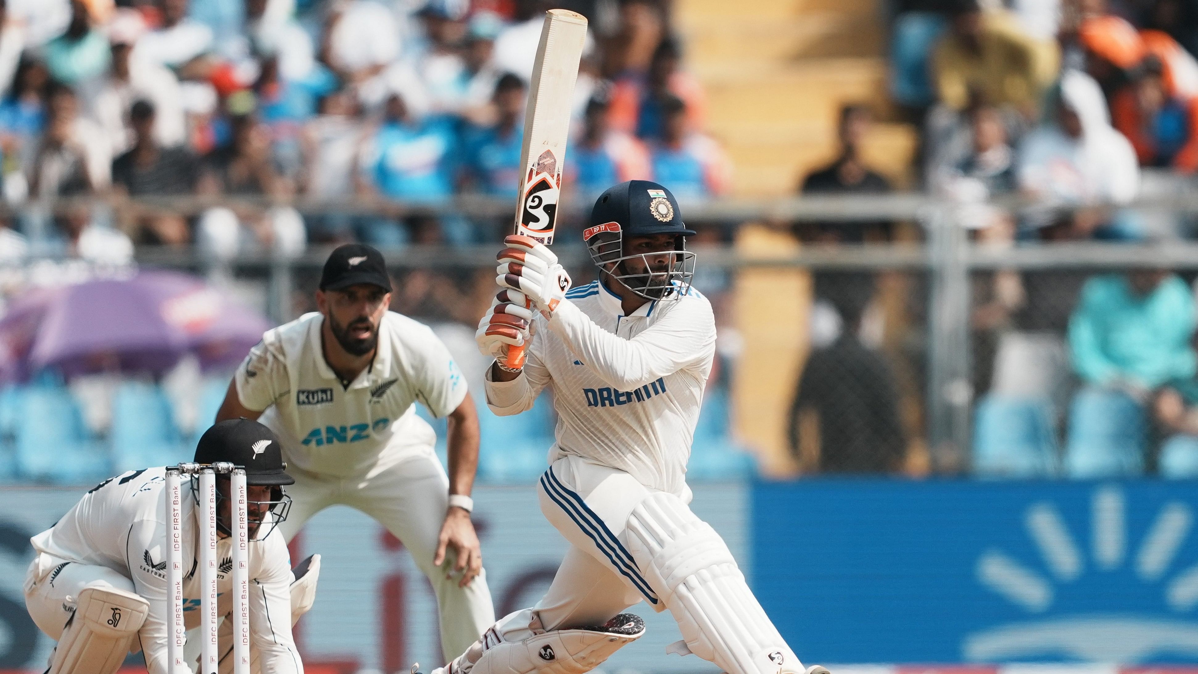 <div class="paragraphs"><p>Rishabh Pant stood tall amidst ruins around him in the third Test against New Zealand in Mumbai. </p></div>