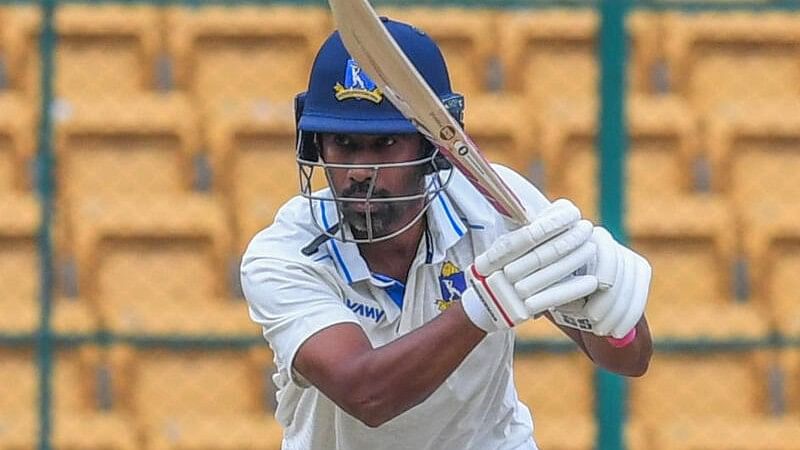 <div class="paragraphs"><p>Wriddhiman Saha of Bengal State Cricket team player in action against Karnataka State Cricket team in Karnataka Vs Bengal Ranji Trophy cricket match at M Chinnaswamy Stadium in Bengaluru on Wednesday, 06th November 2024.</p></div>