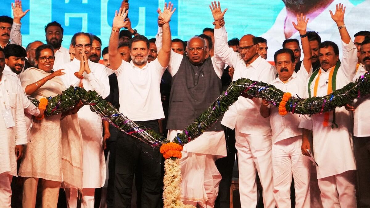 <div class="paragraphs"><p>Sharad Pawar with other MVA leaders during the rally in Mumbai.&nbsp;</p></div>